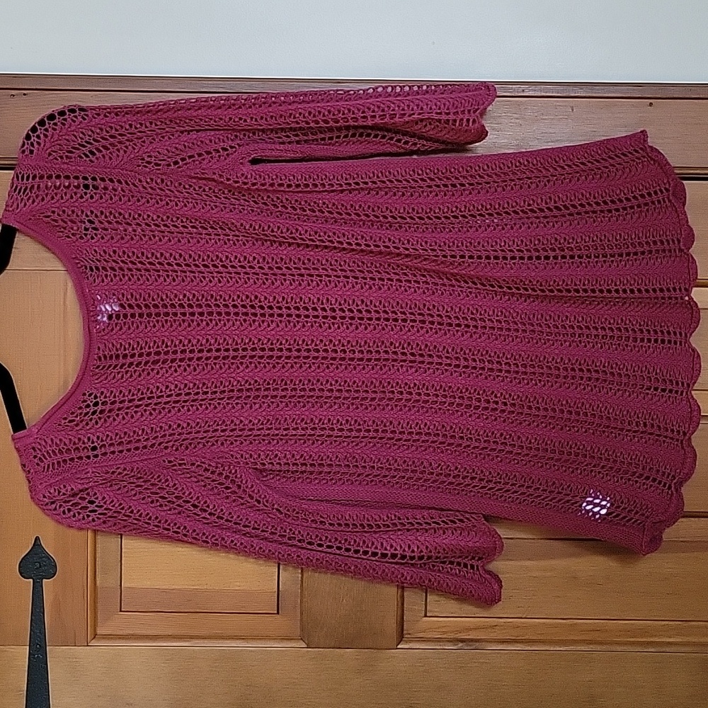 ST JOHN'S BAY CRANBERRY CROCHET KNIT SWEATER - Picture 4 of 6